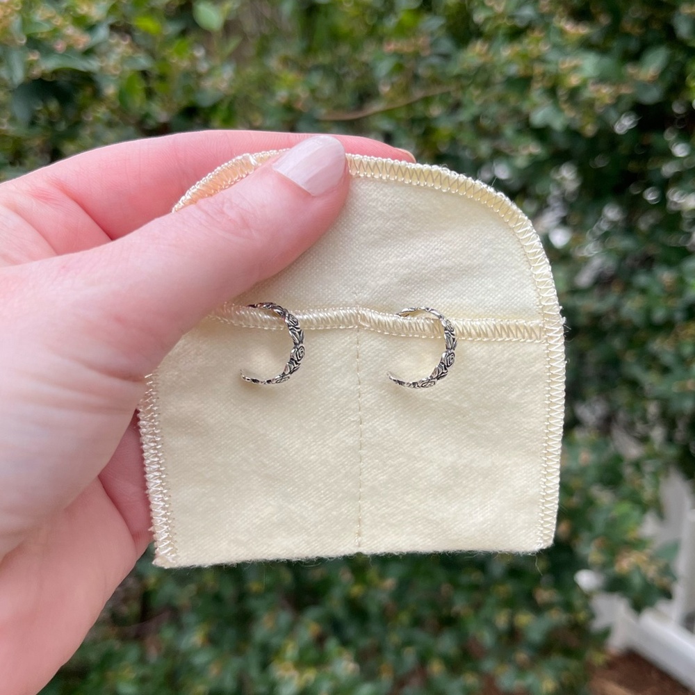 Retired James Avery Rose Hoop Earrings